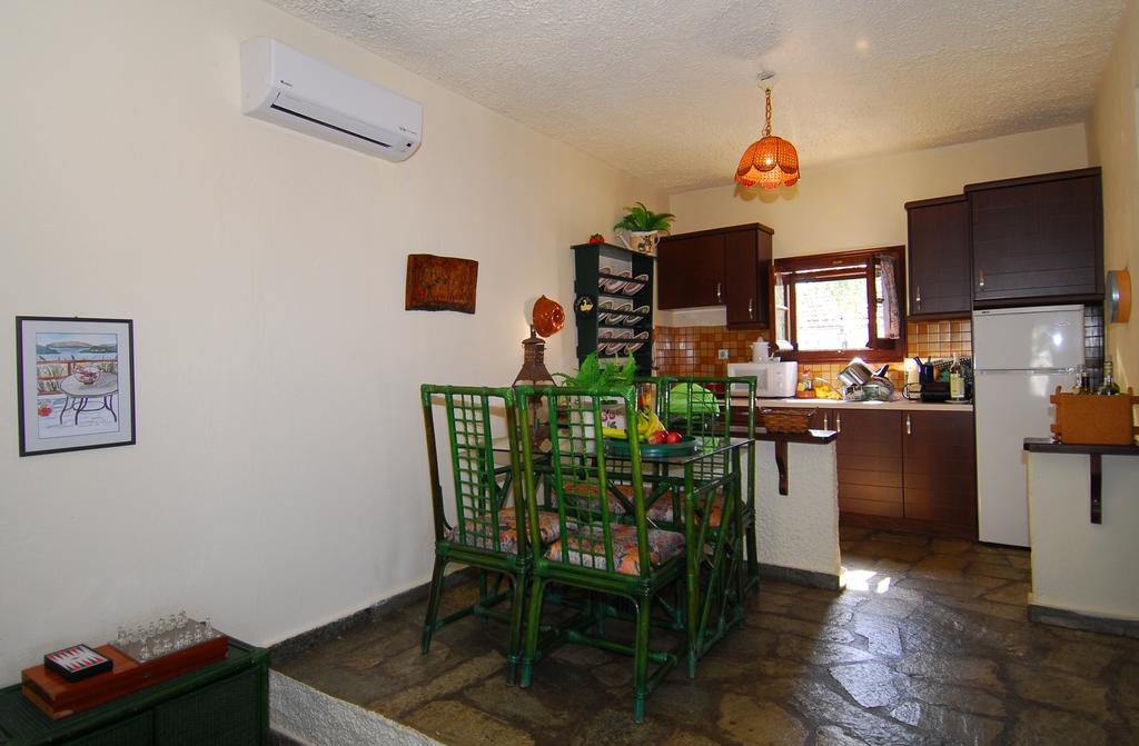 Villa Saint Andrews Bay Milina Habitación foto